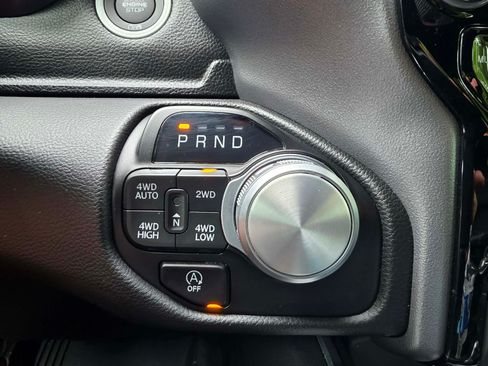 Used 2023 RAM 1500 Laramie AWD/4WD image 18