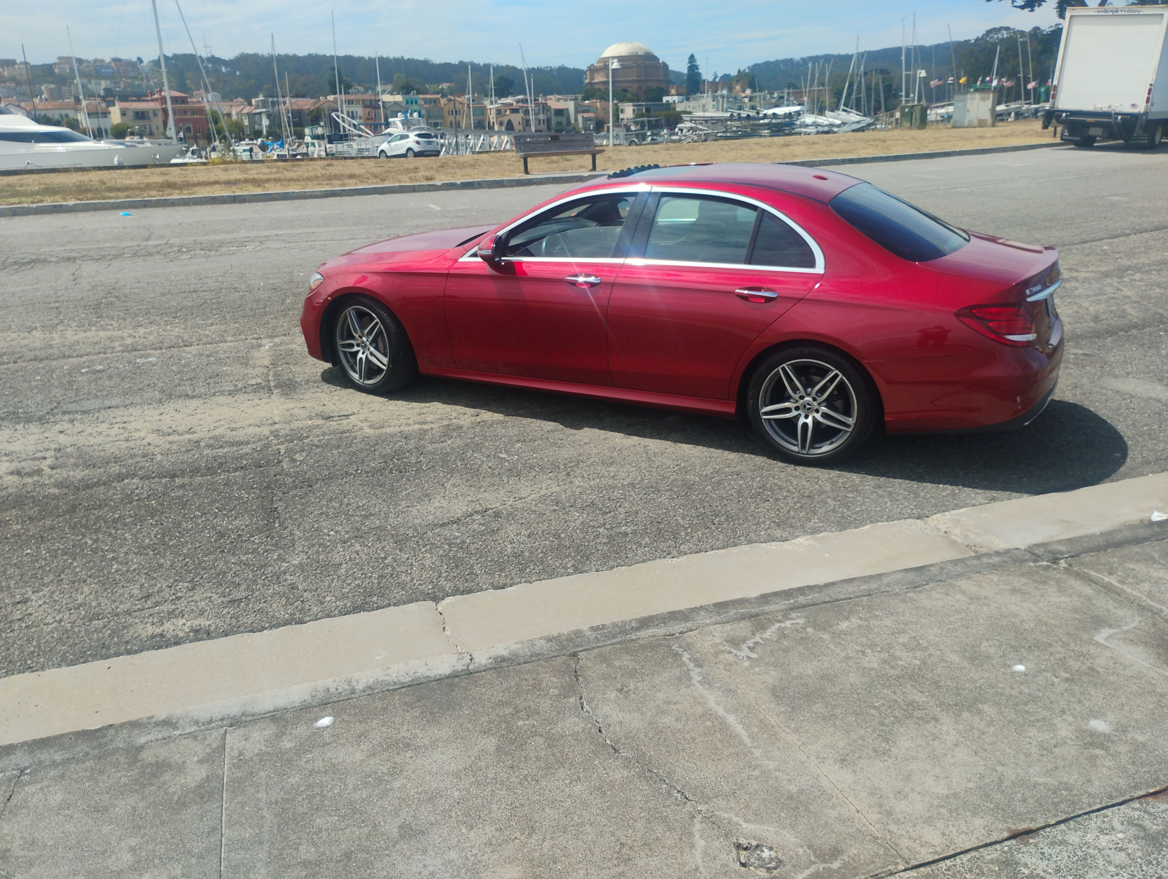 Used 2018 Mercedes-Benz E 300 image 4