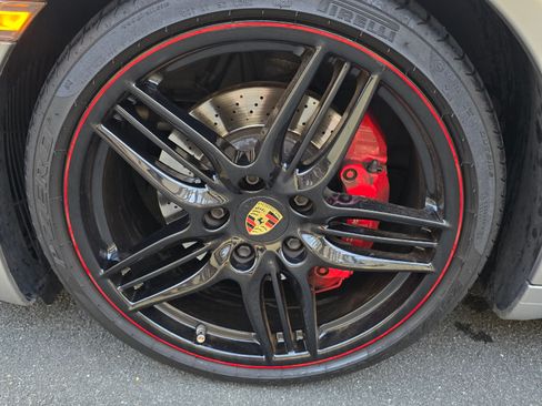 Used 2013 Porsche 911 Carrera S image 25