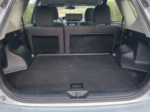 Used 2016 Toyota Prius V Two FWD image 11
