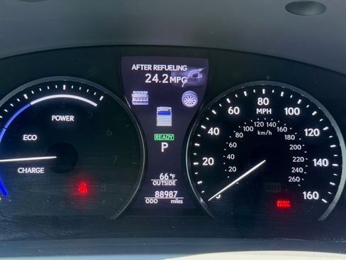 Used 2016 Lexus LS 600h L image 19