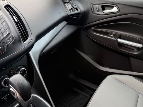 Used 2014 Ford Escape SE AWD/4WD image 17