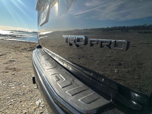 Used 2018 Toyota 4Runner TRD Pro image 2