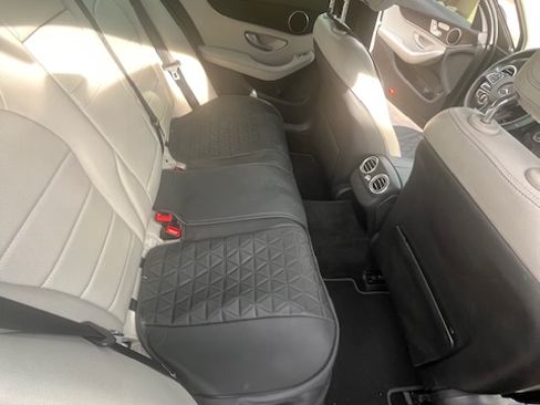 Used 2017 Mercedes-Benz C 300 Sedan image 8