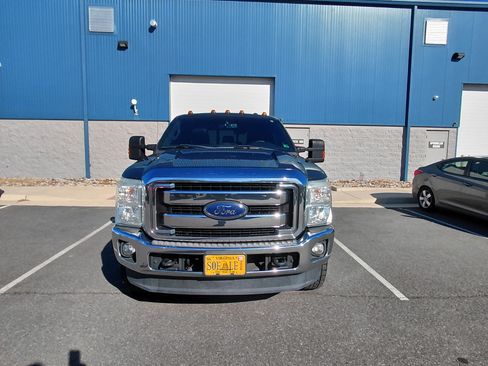 Used 2015 Ford F350 Lariat w/ Lariat Ultimate Package image 2