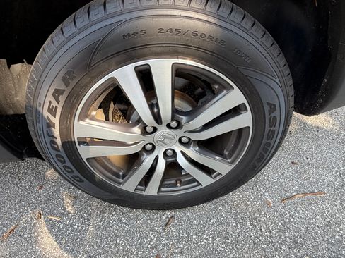 Used 2018 Honda Pilot EX-L image 9
