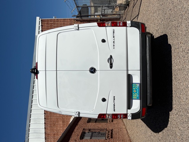 Used 2015 Mercedes-Benz Sprinter 2500 image 25
