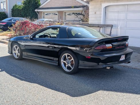 Used 2002 Chevrolet Camaro Z28 w/ Preferred Equipment Group 2 image 9