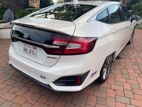Used 2018 Honda Clarity Plug-In Hybrid image 22