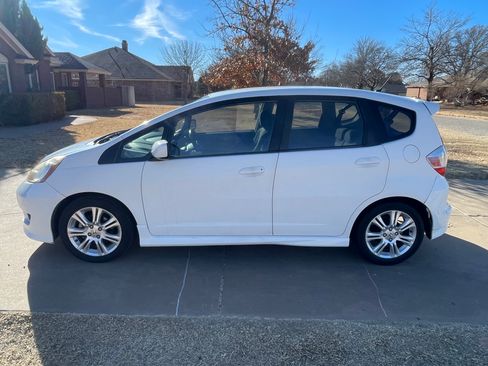 Used 2009 Honda Fit Sport image 9