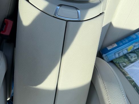 Used 2021 Mercedes-Benz E 350 E 350 Sedan 4D image 10