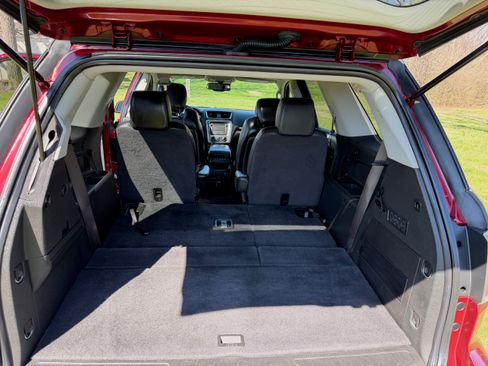 Used 2015 GMC Acadia Denali image 11