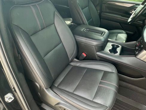 Used 2022 Chevrolet Tahoe RST w/ Luxury Package AWD/4WD image 10