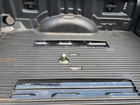 Used 2017 Ford F250 Platinum AWD/4WD image 17