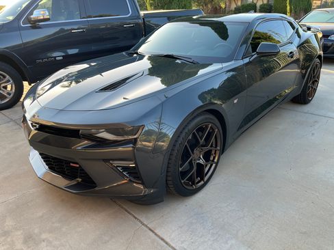 Used 2016 Chevrolet Camaro SS image 4