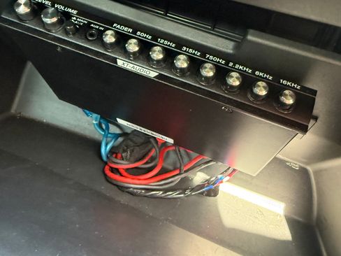 Used 2021 Nissan Sentra SV FWD image 25