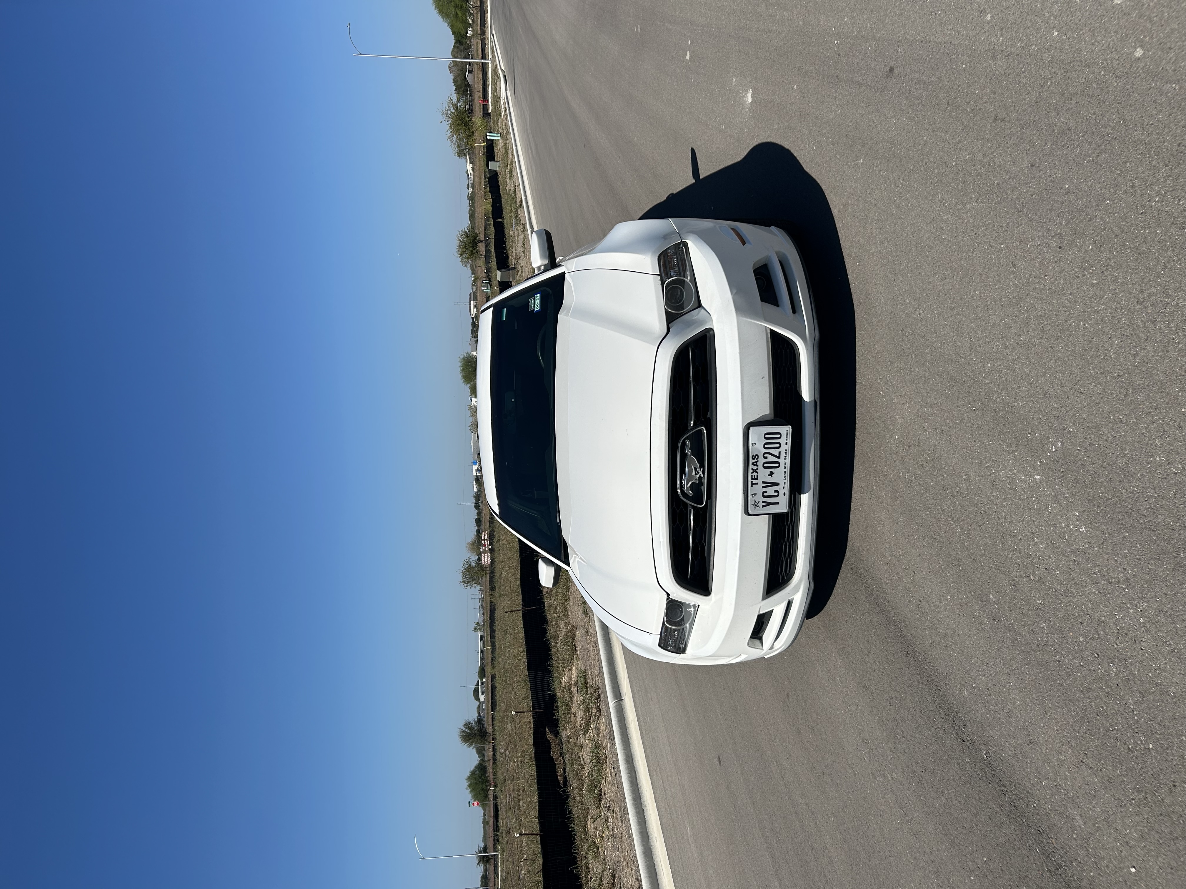 Used 2013 Ford Mustang Premium RWD image 2