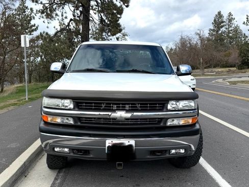 Used 2000 Chevrolet Silverado 2500 4x4 Extended Cab image 2
