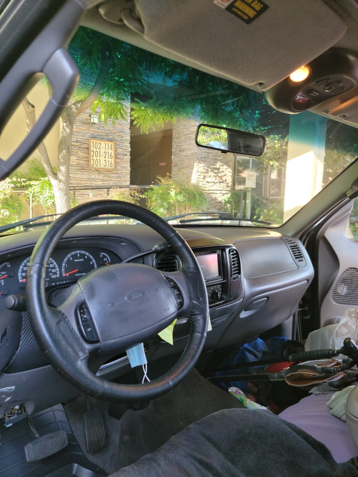 Used 2002 Ford F150 2WD SuperCrew image 9