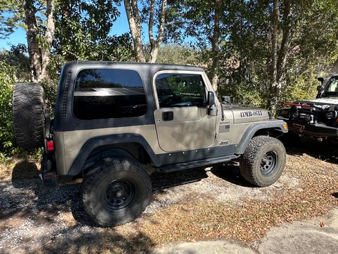 Used 2006 Jeep Wrangler Sport w/ 30" Tire & Wheel Group image 4