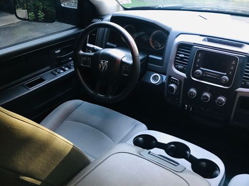 Used 2015 RAM 1500 Express AWD/4WD image 6