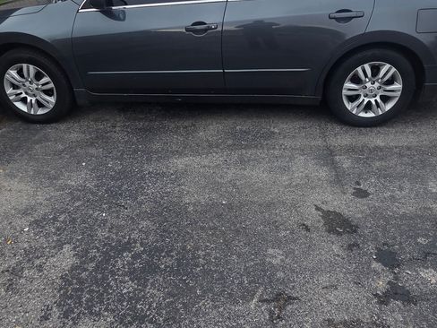 Used 2011 Nissan Altima 2.5 SL w/ 2.5SL Pkg image 2