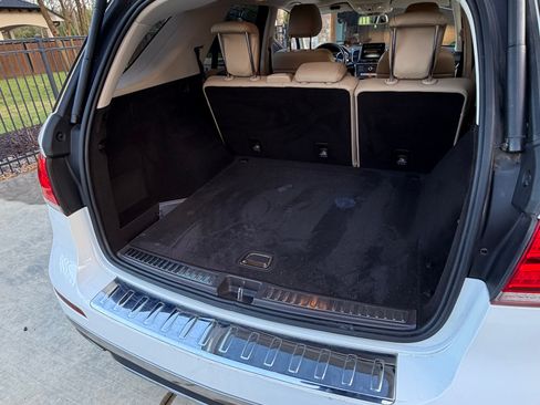 Used 2017 Mercedes-Benz GLE 350 4MATIC image 9