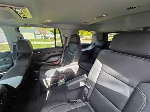 Used 2019 GMC Yukon SLT w/ Open Road Package image 12