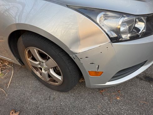 Used 2014 Chevrolet Cruze LT w/ All-Star Edition image 13