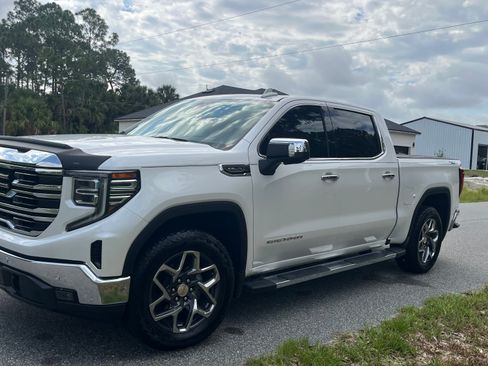 Used 2025 GMC Sierra 1500 SLT w/ SLT Premium Plus Package AWD/4WD image 1