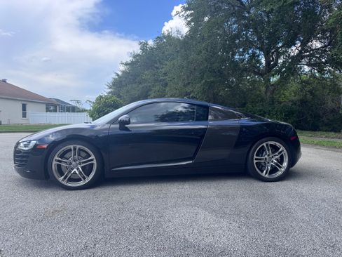 Used 2009 Audi R8 V8 AWD/4WD image 2