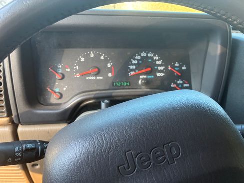 Used 2001 Jeep Wrangler Sahara image 12