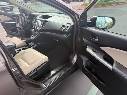 Used 2016 Honda CR-V Touring image 5