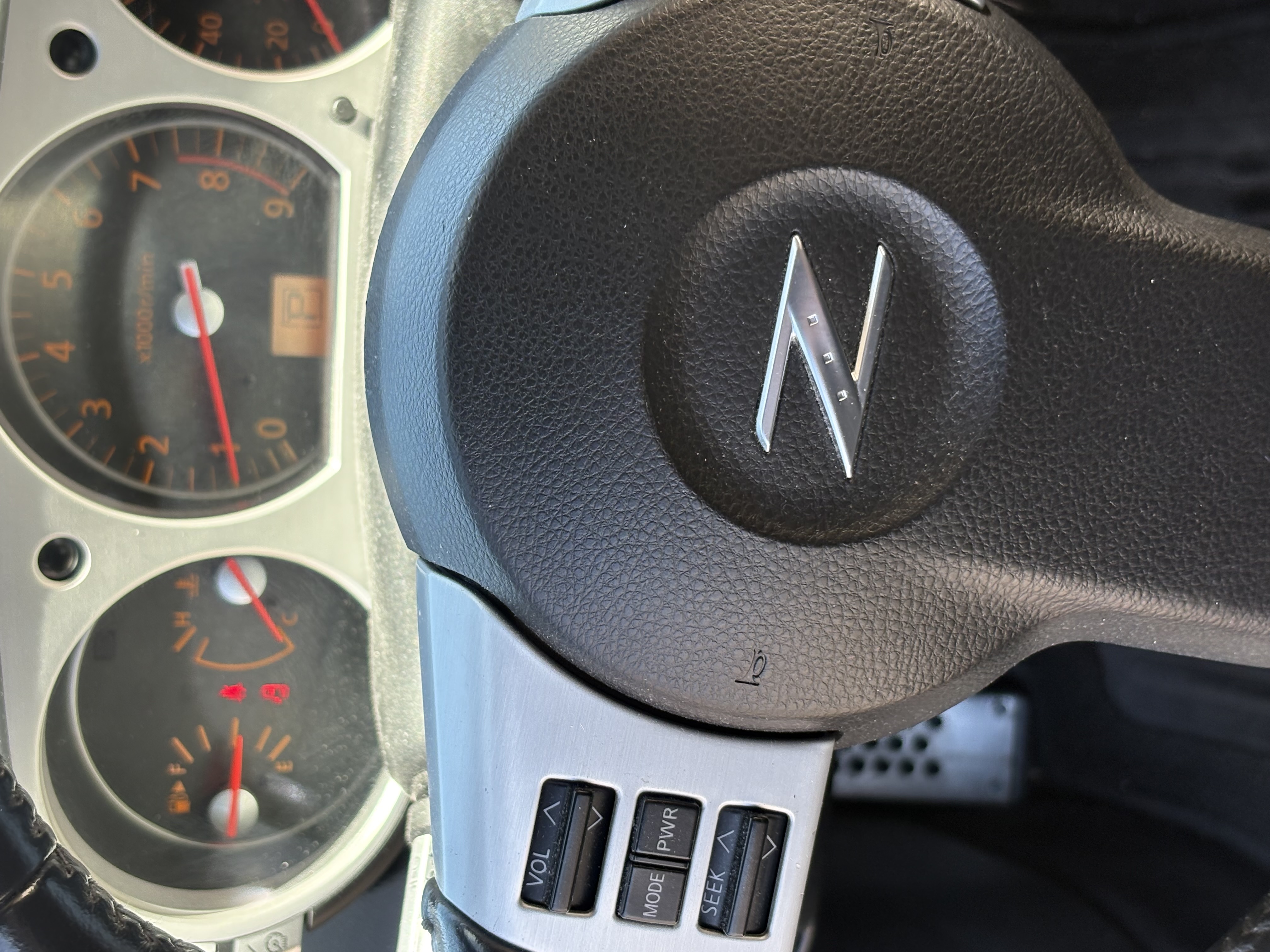 Used 2007 Nissan 350Z Touring RWD image 13