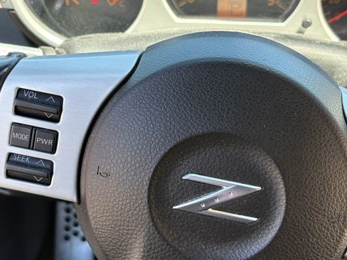 Used 2007 Nissan 350Z Touring RWD image 13