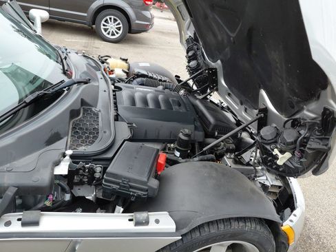 Used 2009 Saturn Sky w/ Premium Trim Package image 29