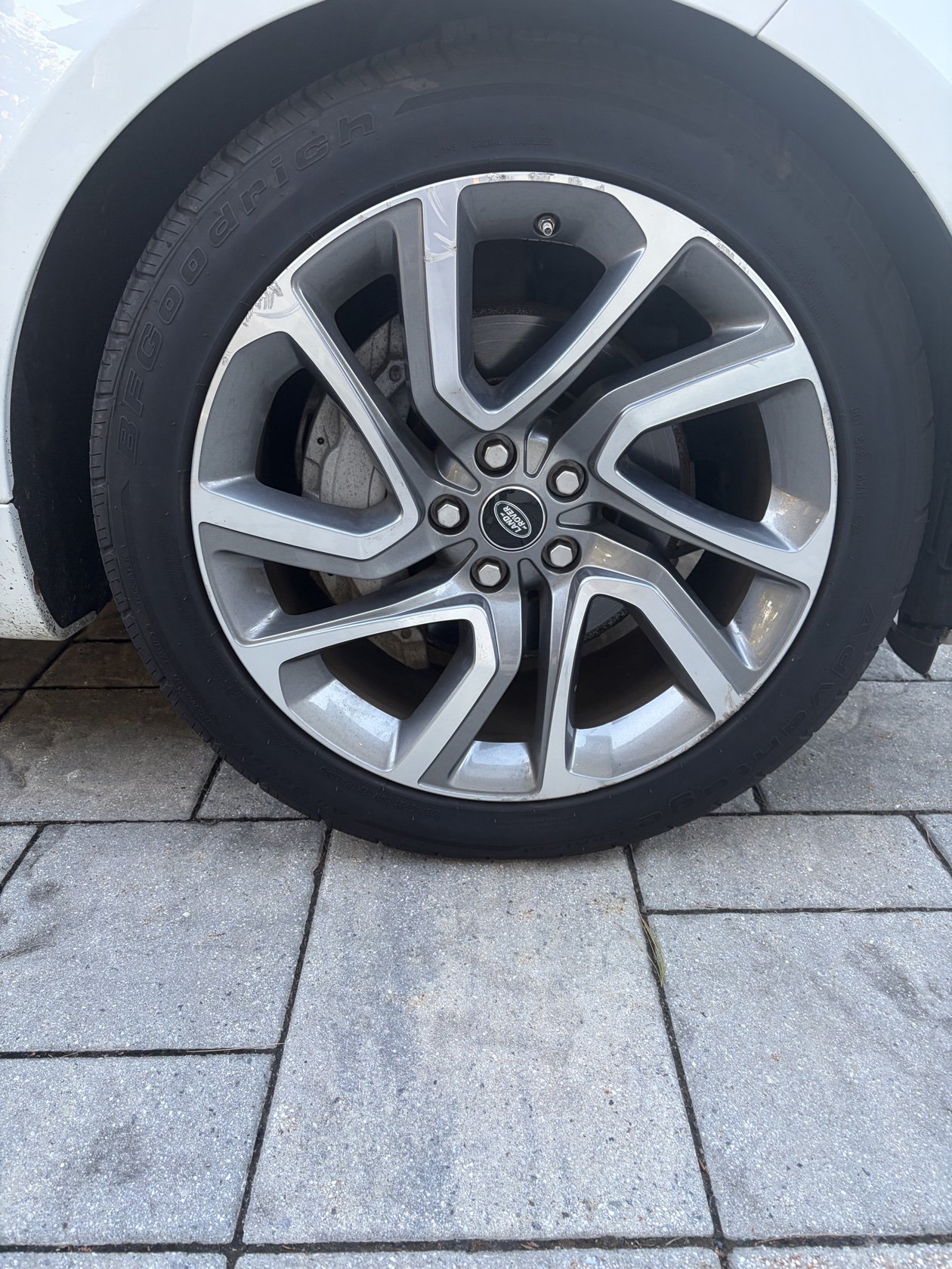 Used 2020 Land Rover Range Rover Sport HSE AWD/4WD image 10