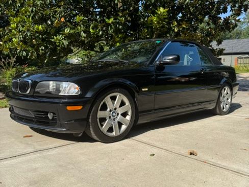 Used 2002 BMW 325Ci Convertible RWD image 2