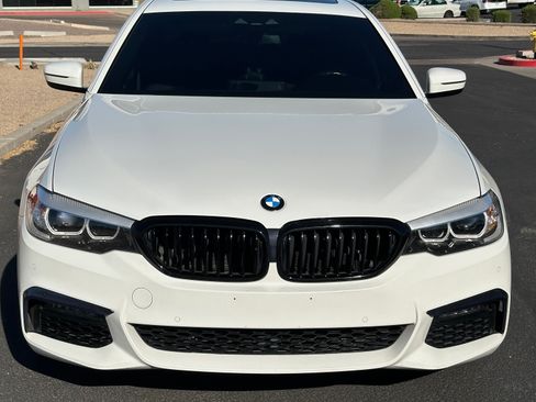 Used 2020 BMW 530i w/ M Sport Package image 2