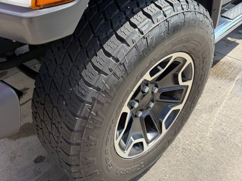 Used 2018 Jeep Wrangler Sport AWD/4WD image 20