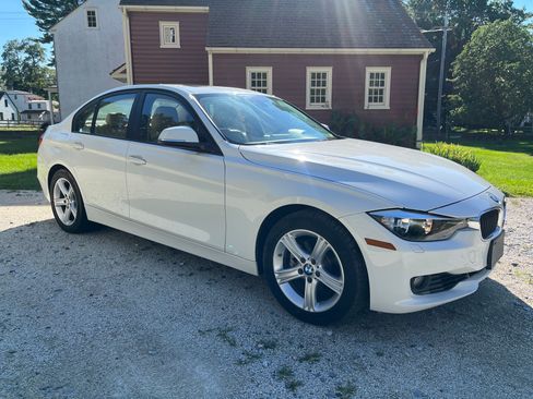 Used 2013 BMW 328i xDrive Sedan AWD/4WD image 6