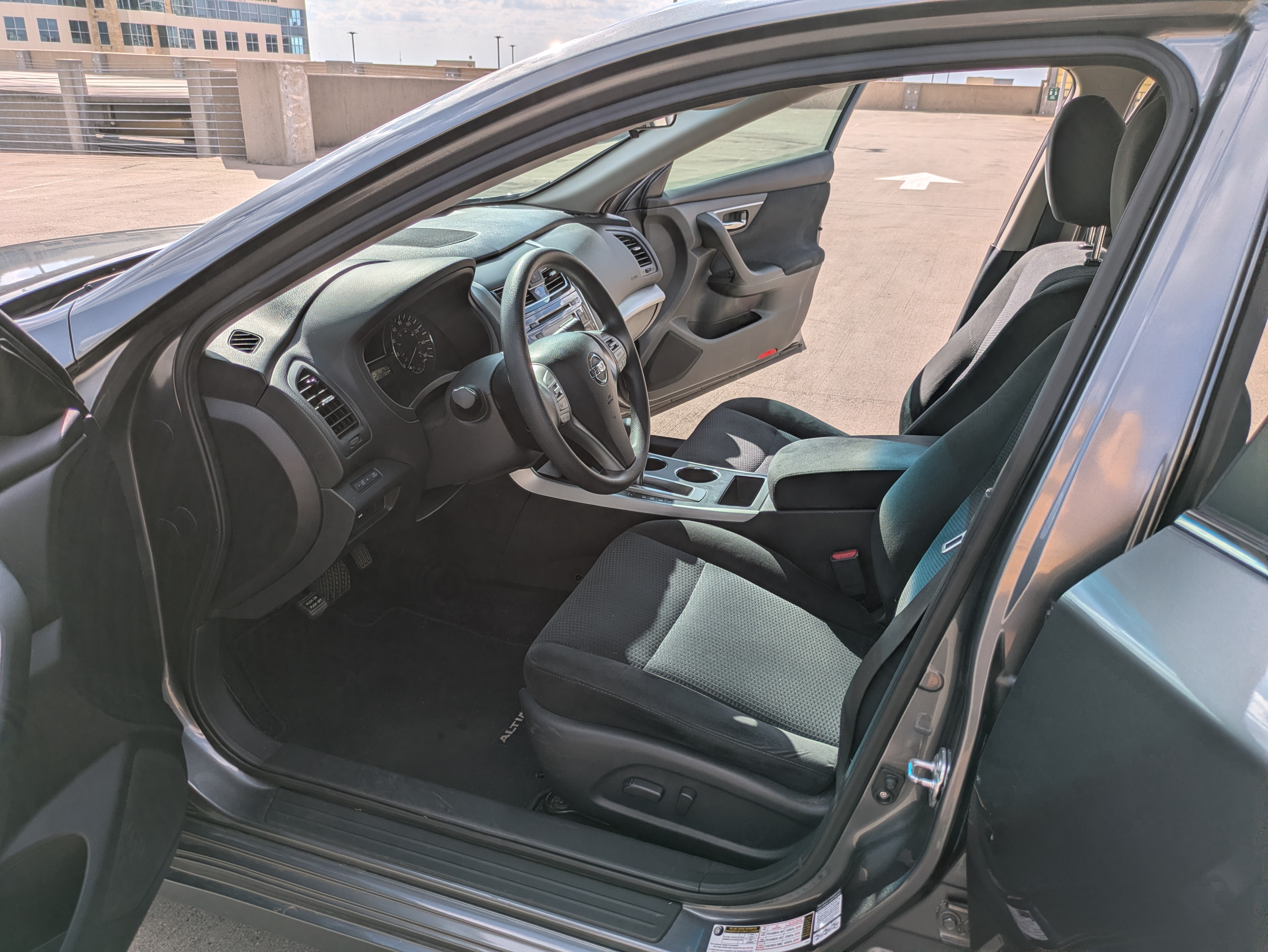 Used 2015 Nissan Altima 2.5 S w/ Power Driver Seat Package FWD image 11