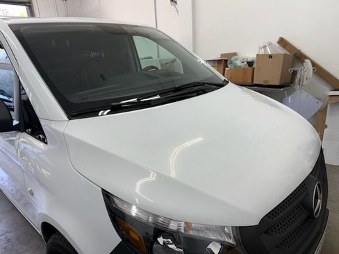 Used 2021 Mercedes-Benz Metris image 4