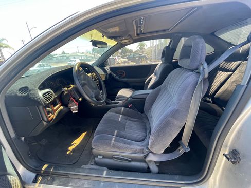 Used 2002 Pontiac Grand Prix GT image 5