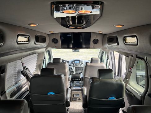 Used 2018 Ford Transit 150 148 Low Roof w/ Exterior Upgrade Package image 17