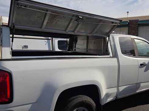 Used 2016 Chevrolet Colorado W/T w/ WT Convenience Package image 11