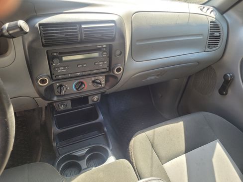 Used 2011 Ford Ranger XL image 14