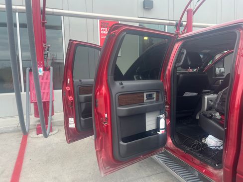 Used 2013 Ford F150 Lariat w/ Luxury Equipment Group AWD/4WD image 17