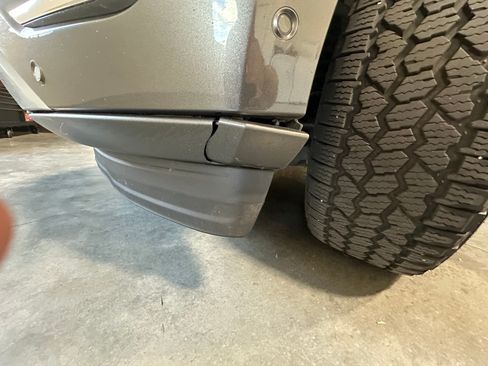 Used 2021 Ford Expedition Limited image 11