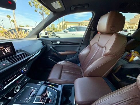Used 2019 Audi Q5 2.0T Premium Plus w/ Premium Plus Package AWD/4WD image 11